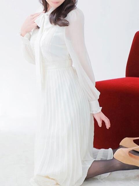 亜子(あこ) PLUS梅田店（熟女デリヘル）