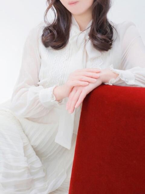 亜子(あこ) PLUS梅田店（熟女デリヘル）