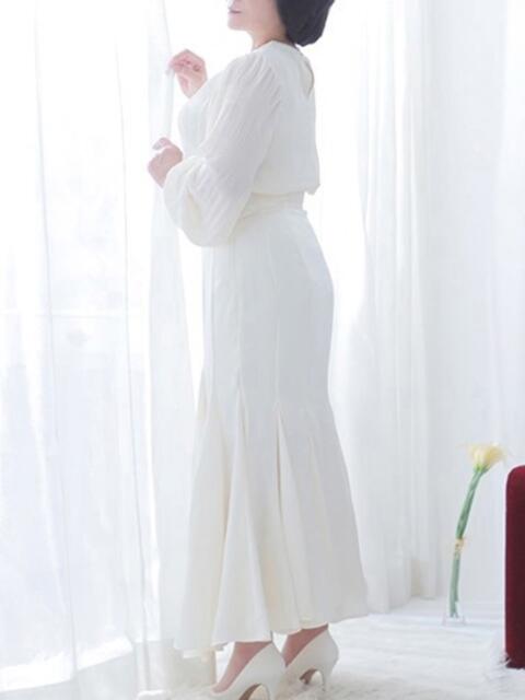 輪(りん) PLUS梅田店（熟女デリヘル）