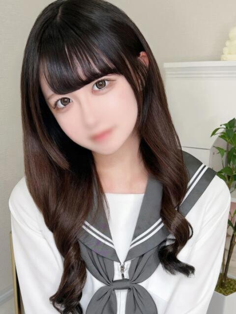 あむ ワレメ舐められ学院 秋葉原校（手コキ・オナクラ）