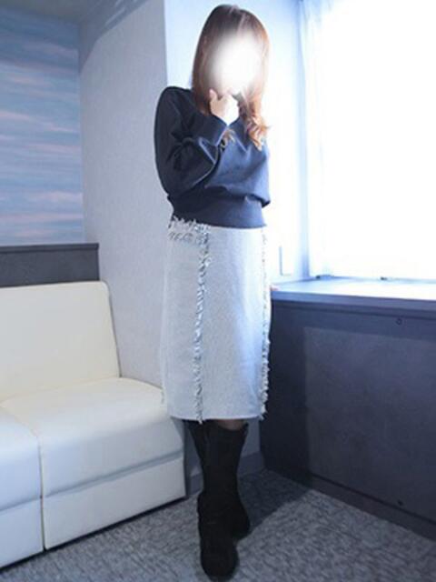 しほ 神戸人妻花壇（人妻デリヘル）