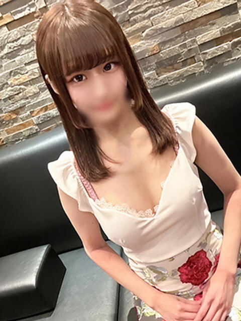 桐谷 さり素人現役大学生うぶ ファーストクラス ルビー（ソープランド）