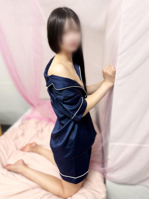 そら 大久保・新大久保 添い寝女子（派遣型オナクラ＆手コキ）