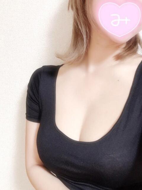 湊しゅうか(みなと) AROMA TIAMO（アロマティアーモ）（【非風俗】メンズエステ）