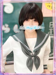 ひとみ【ウブでドMな美少女】