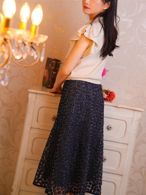 中島 美嘉 熟女・人妻マダム宮殿（デリヘル）