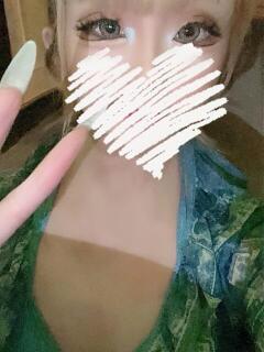 りん Moon Cat（関内/おっパブ・セクキャバ）