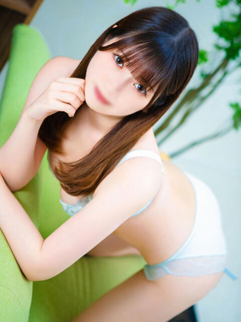 すず 東京デザインリング錦糸町店（高級人妻デリヘル）