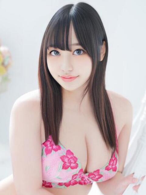 もも ウルトラホワイト(デリヘル)