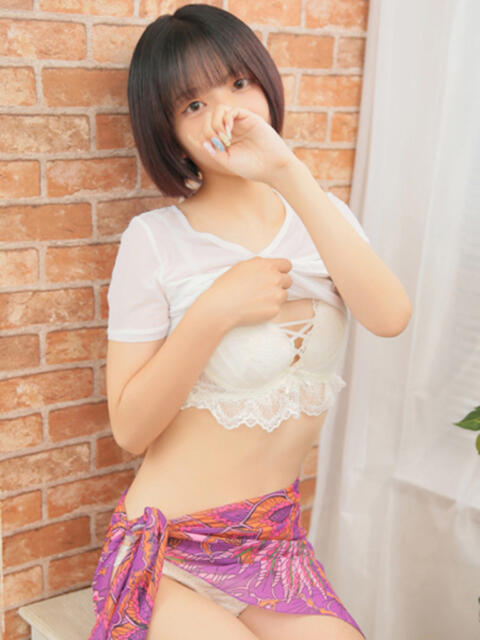 モモ Aroma De Pari(アロマ・デ・パリ)(派遣型アロマエステ)