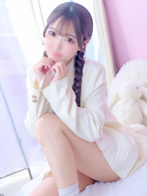 りり E+アイドルスクール新宿・歌舞伎町店(デリヘル)