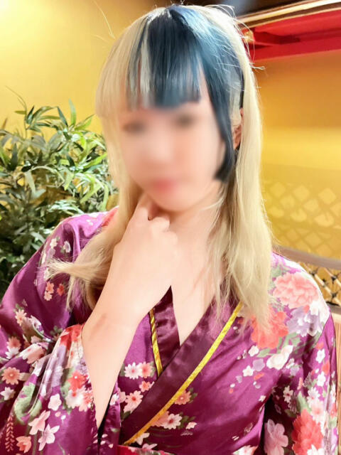 ゆりな 紅(くれない)（セクキャバ）