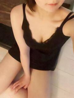 渋谷もえ【パイパン女子大生】