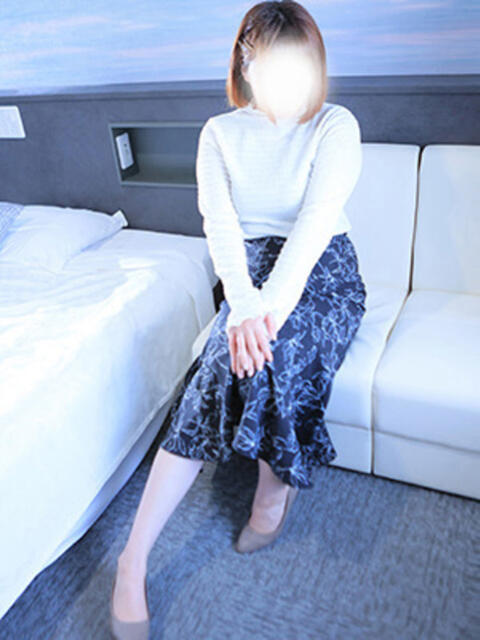 ゆえ 和歌山人妻援護会（人妻系デリヘル）