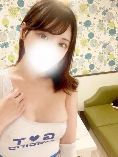 新人　めいか 福井人妻城（人妻路上待ち合わせデリヘル）