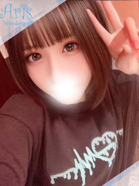 ゆかな【黒髪神スタイル美女】 Aris（アリス）☆超恋人空間☆沖縄最大級！！（ソープランド）