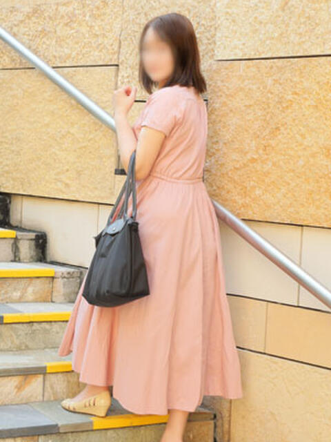 涼子 出会い系人妻ネットワーク 新宿〜池袋編（待合せ型人妻系デリヘル）