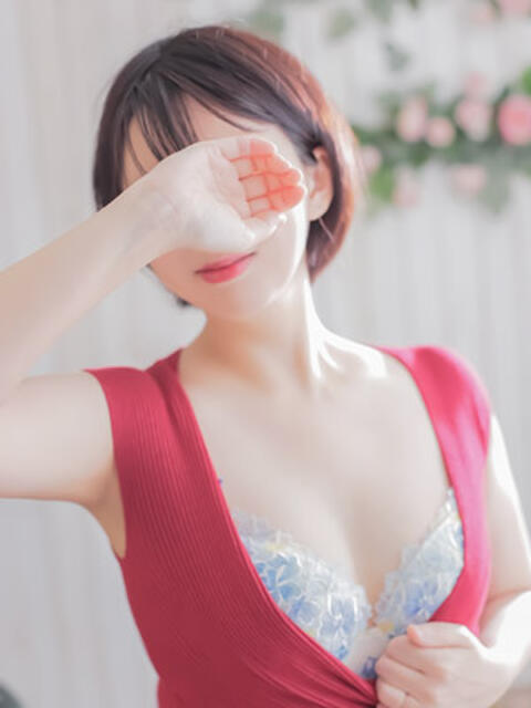 もも 奥様メモリアル（デリヘル）