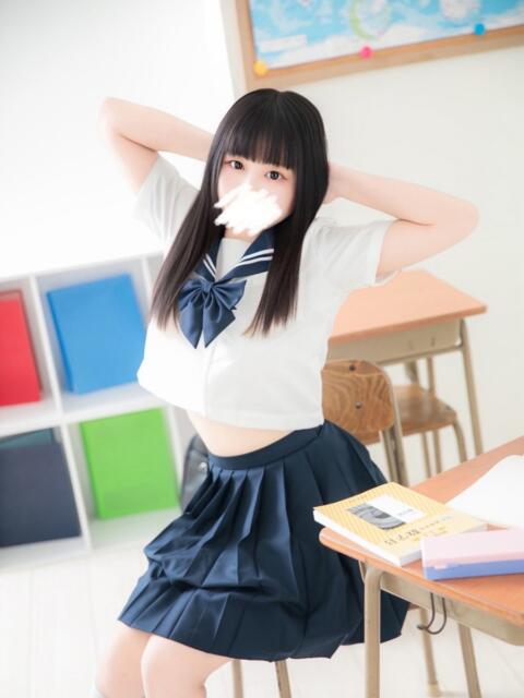 桃園みあ 夜這い&イメクラ妄想する女学生たち谷九校(ホテヘル)