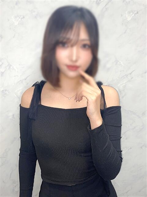 れいら 渋谷くいーんず（素人専門ホテヘル＆デリヘル）