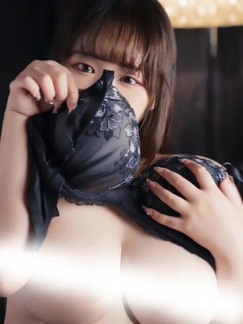 るる 淫乱痴女エステ　上野店（デリヘル）