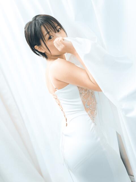 あきら【十三店】 VIVIDCREWマダムセカンドバージン 梅田店（2ショットキャバクラ）