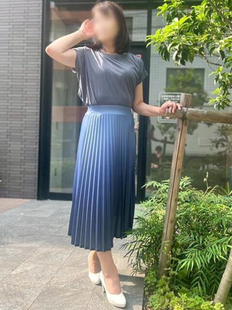 まなみ 鶯谷おかあさん（熟女デリヘル）