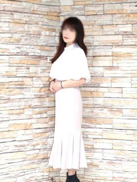 東尾 極上でエッチな人妻（人妻・熟女デリヘル）