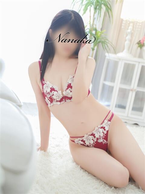 ななか 西船人妻花壇（人妻デリヘル）