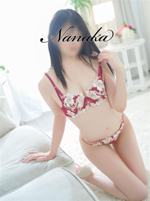 ななか 西船人妻花壇（人妻デリヘル）