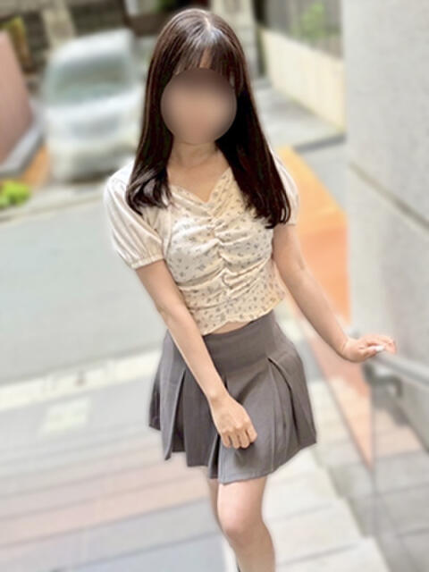 ゆずき かりんと赤坂（派遣型オナクラ）