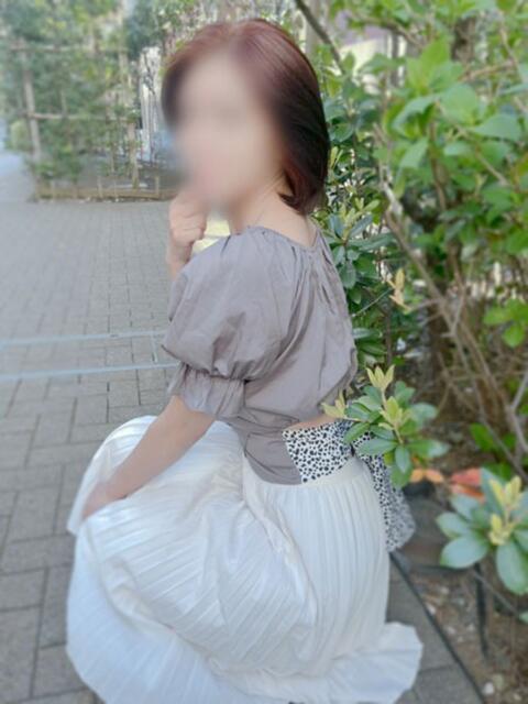 まな 川崎・蒲田おかあさん（熟女デリヘル）