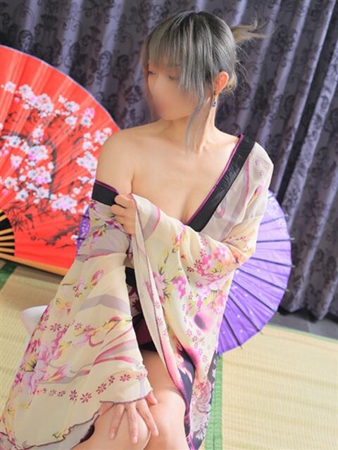 かすみ YESグループ 華女(ファッションヘルス)