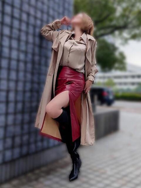 小西 松戸おかあさん（熟女デリヘル）