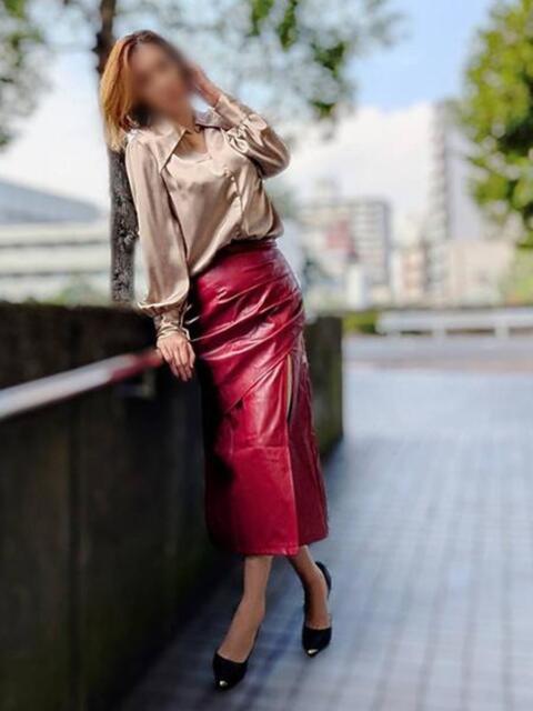 小西 松戸おかあさん（熟女デリヘル）