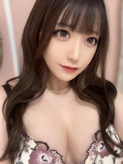 かのん 舐めたくてグループ～君とサプライズ学園～越谷校（デリヘル）