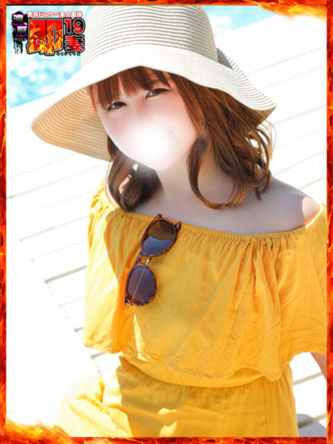 まさみ 濃厚即19妻（デリヘル）