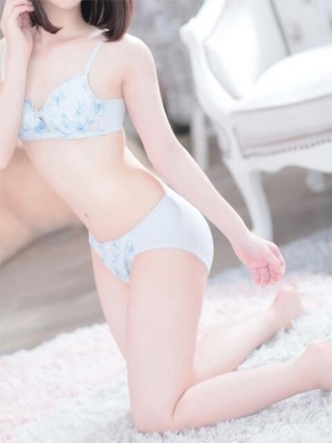 ゆうな　最高峰の素人美少女 AROMA FACE NAKASU（ソープランド＆アロマエステ）