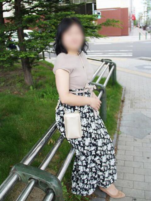 あゆみ 完熟ばなな札幌・すすきの（人妻熟女デリヘル）