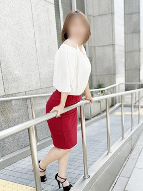 うの 完熟ばなな札幌・すすきの（人妻熟女デリヘル）