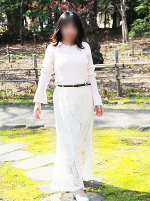 ななせ 完熟ばなな札幌・すすきの(人妻熟女デリヘル)