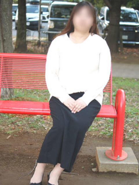 えみ 完熟ばなな 立川(熟女系デリヘル)