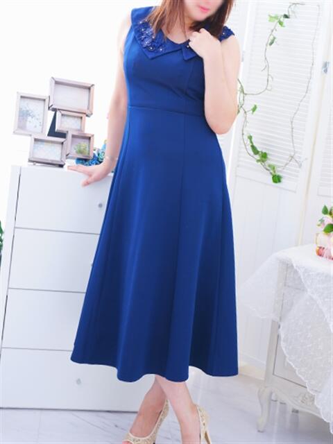 友坂みさき ミセス・レヴォアール～再会～（人妻性感デリヘル）