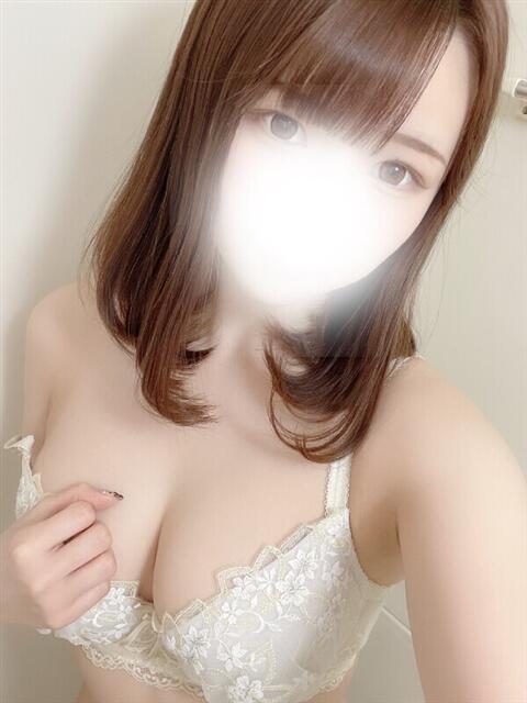 天羽ひより エッチなビデオみたいに女子大生としよ(派遣型性感エステ)