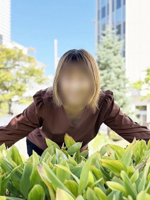 まなつ 完熟ばなな札幌・すすきの（人妻熟女デリヘル）