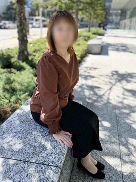 まなつ 完熟ばなな札幌・すすきの（人妻熟女デリヘル）