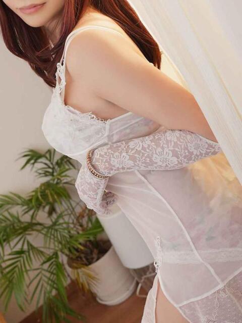 しおん★ゴールド★ 脱がされたい人妻 越谷店(人妻系デリヘル)