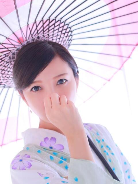 りえ 脱がされたい人妻 越谷店（人妻系デリヘル）