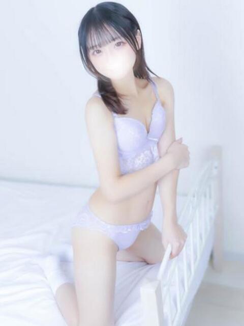 つゆ すぐ舐めたくて学園立川校〜舐めたくてグループ〜（デリヘル）