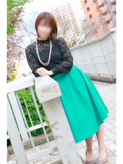 しあん 奥鉄オクテツ神奈川店（デリヘル市場グループ）（駅待ち合わせ型人妻デリヘル）